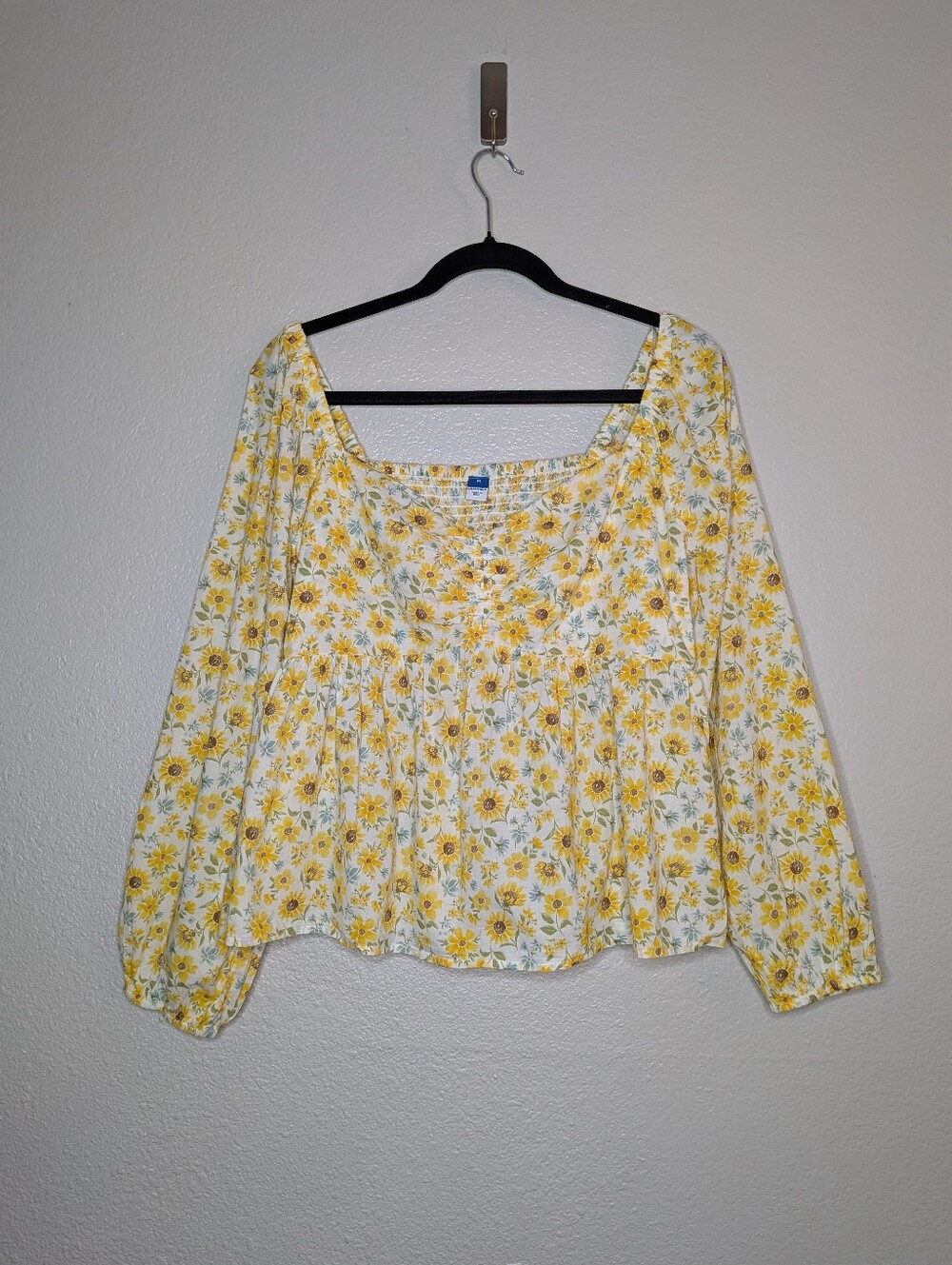 Old Navy Yellow Sunflower Floral Cottagecore Babydoll Peasant Puff Sleeve Top M